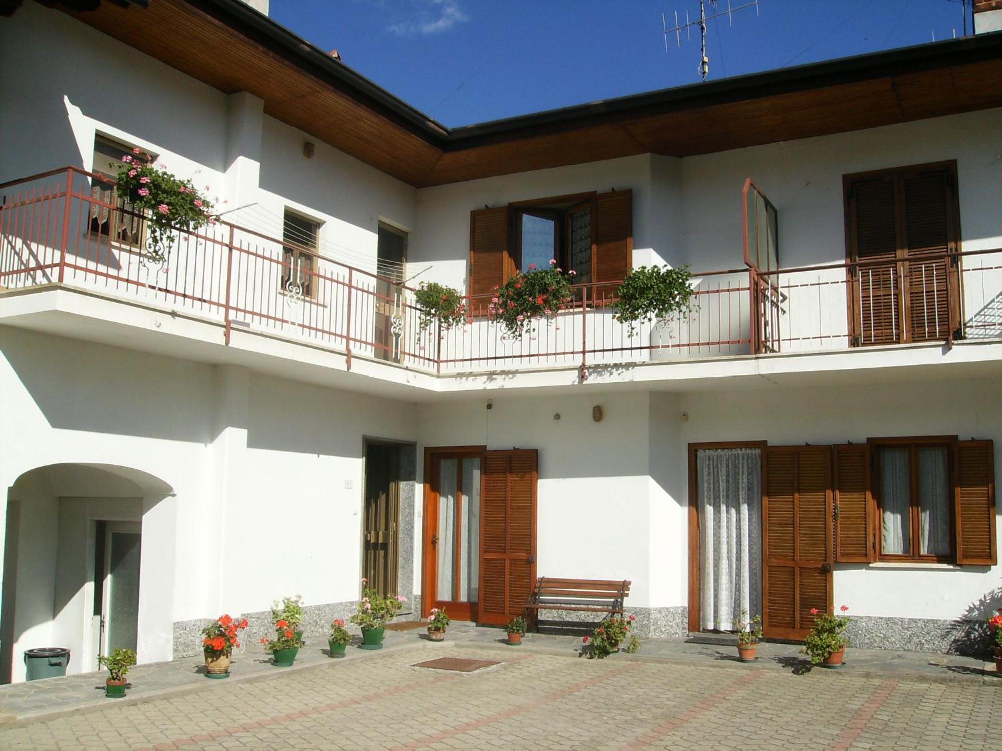 Il Barucin Bed and Breakfast Villar San Costanzo Exterior foto